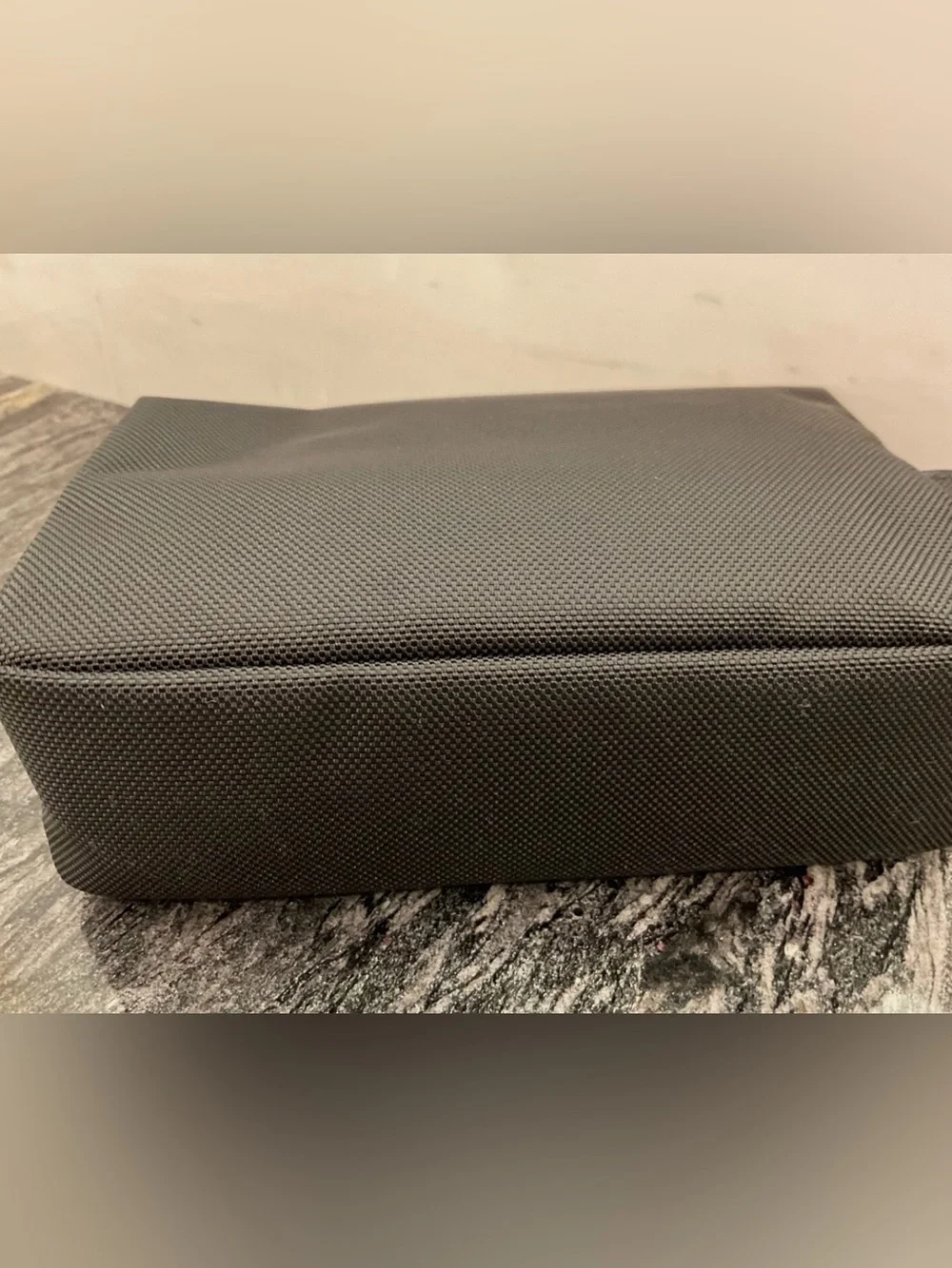 NEW TUMI Ballistic Nylon Zippered Medium Kit - Pouch Cosmetic Bag BLACK w/ GOLD